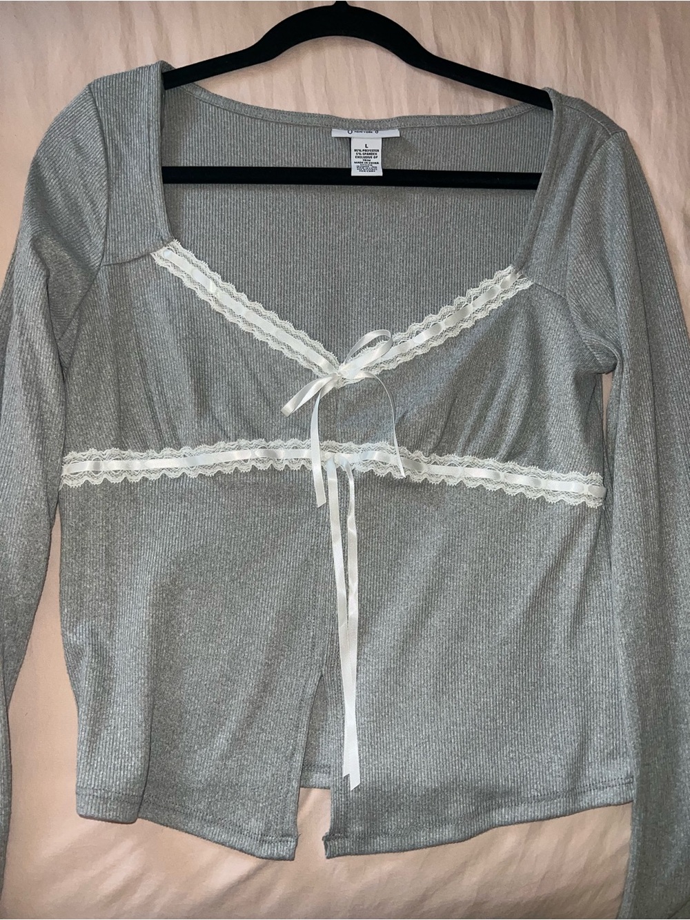 Women's Long Sleeve Lace-Trim Ribbed Top - Gray